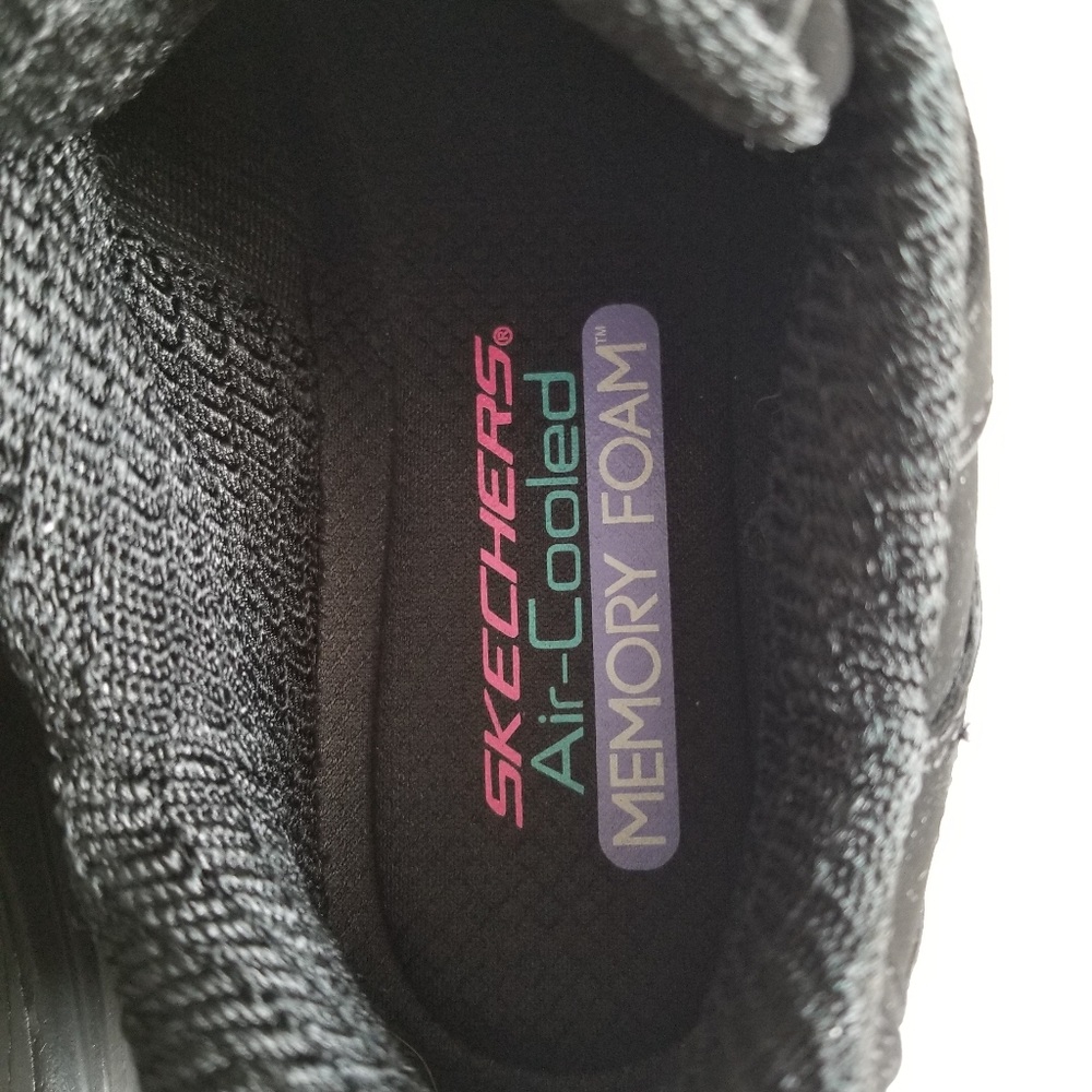 Skechers D'lites With Air-Cooled Memory Foam Black Size 8 - Picture 3 of 8